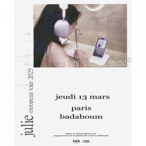 Julie en concert au Badaboum en mars 2025